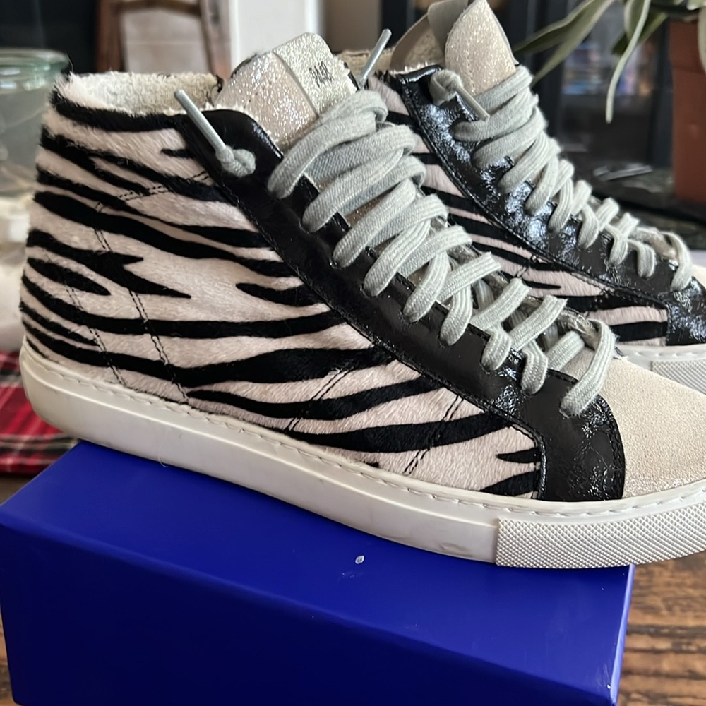 P448 Zebra Hightops